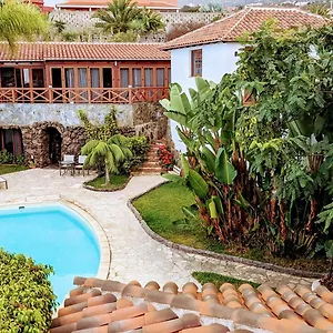  Villa De Gardel